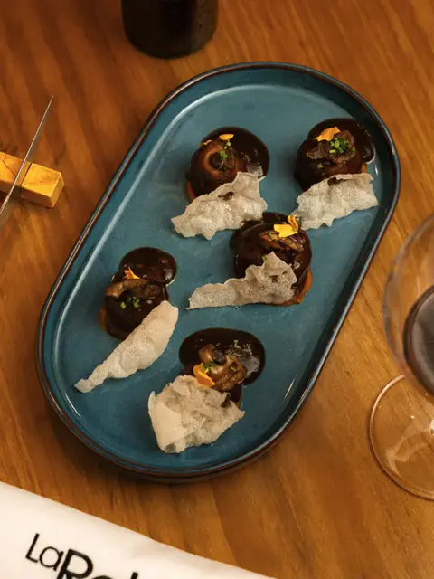 Bombones. Aperitivo de un bocado